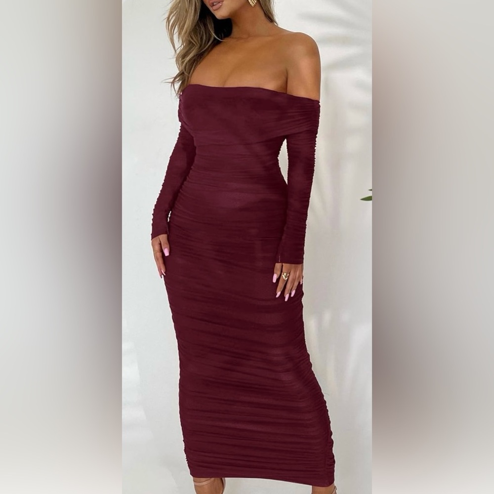 PRETTYGARDEN Off The Shoulder Fitted Maxi Dress Sheer Long Sleeve with Slit GUC
